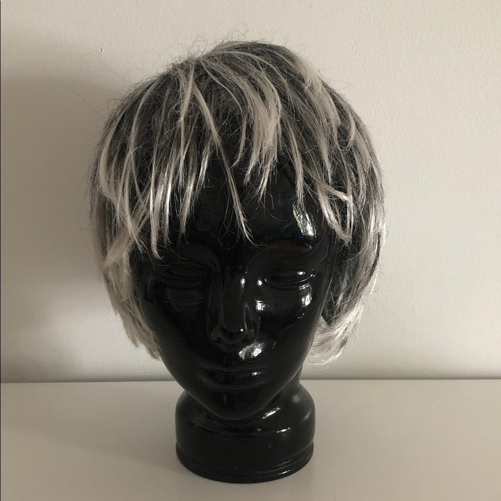 Stylish Black and White Women's Wig